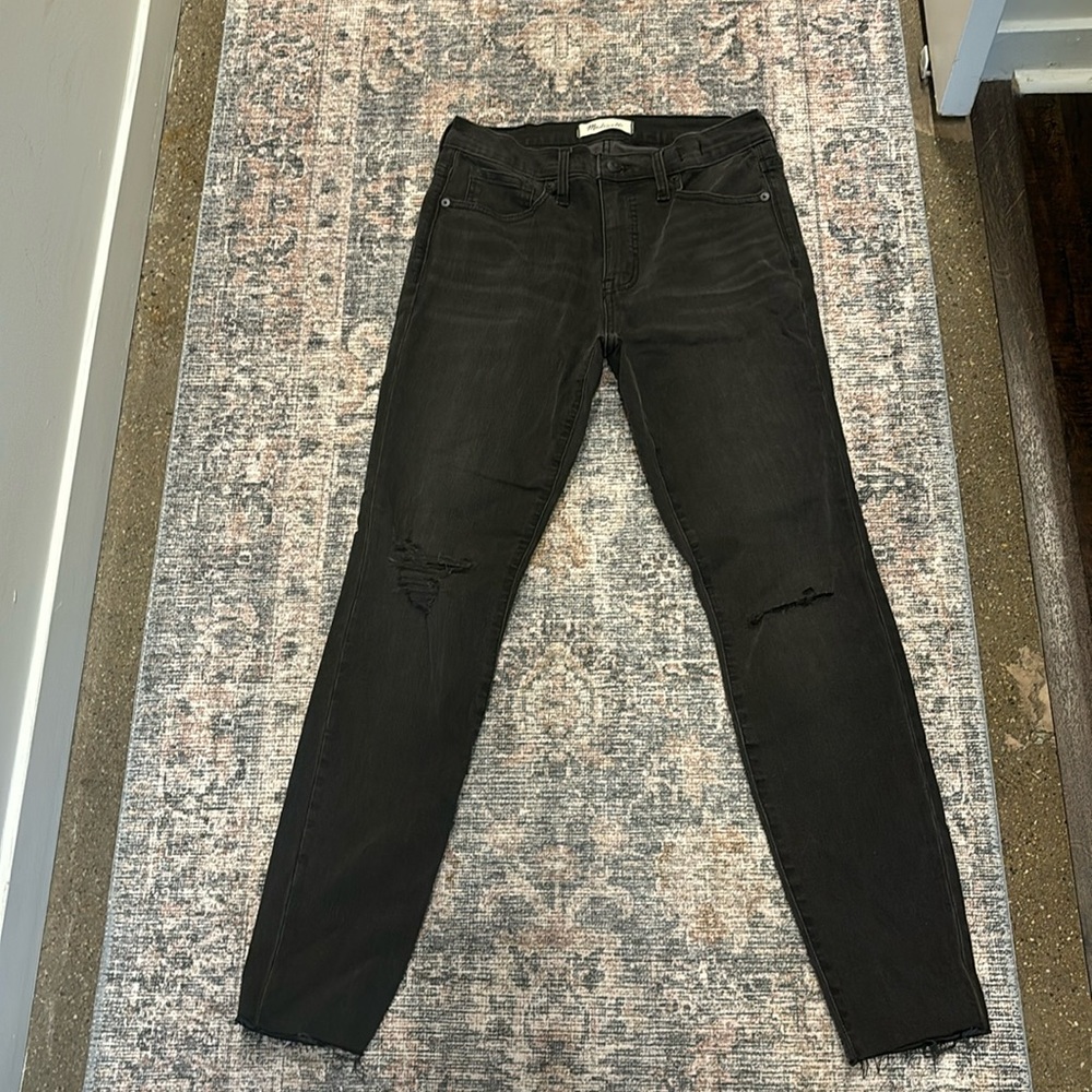 Madewell NWOT 9” high rise skinny jeans. Size 28